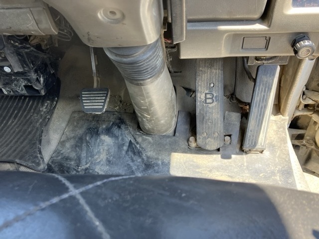 Isuzu JUSTON 1995 7597240-4