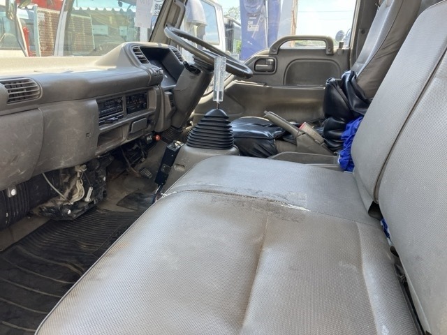 Isuzu JUSTON 1995 7597240-5