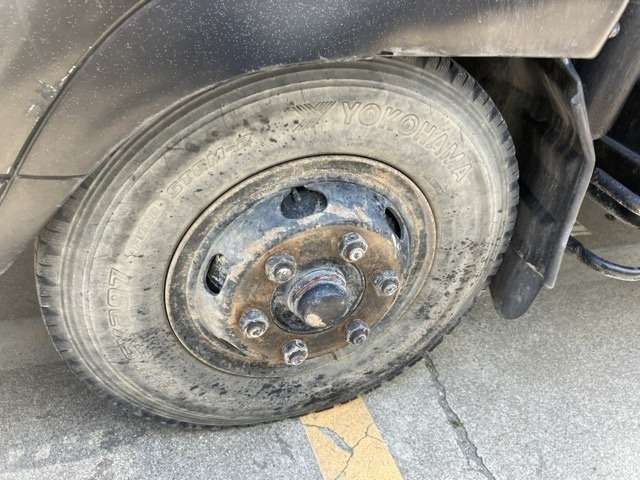 Isuzu JUSTON 1995 7597240-8