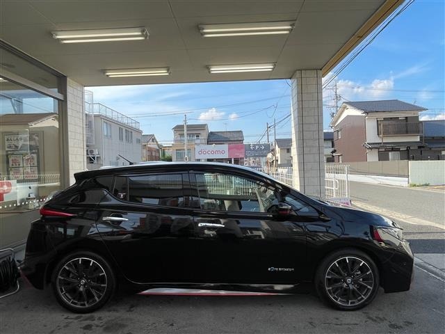 Nissan LEAF 2018 7601159-1