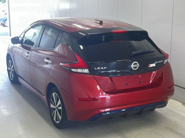 Nissan LEAF 2019 7601225-1