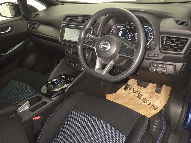 Nissan LEAF 2022 7601369-3