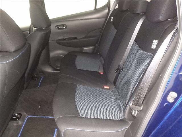 Nissan LEAF 2022 7601369-7