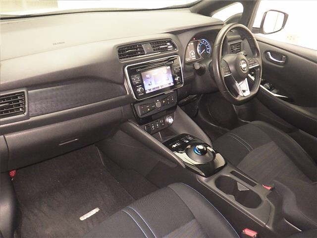 Nissan LEAF 2018 7601370-4