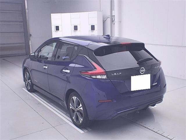 Nissan LEAF 2020 7601389-1