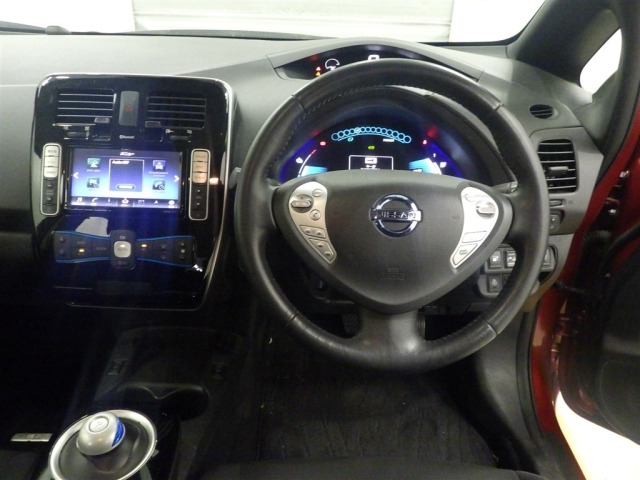 Nissan LEAF 2016 7601424-5