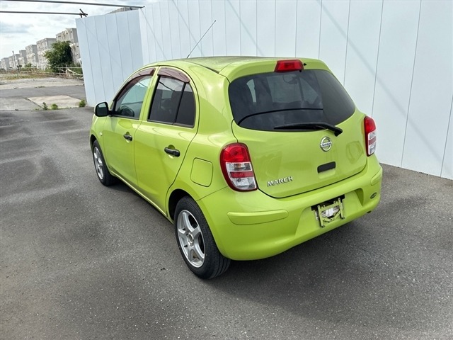 Nissan MARCH 2012 7610567-1