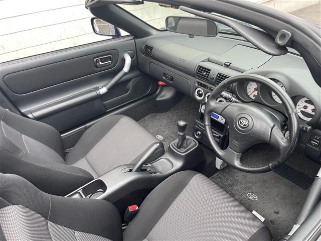 Toyota MR-S 2006 7599743-24