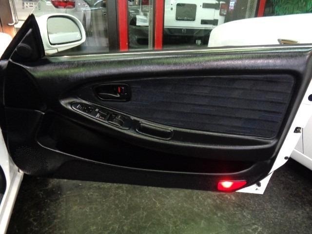 Toyota MR2 1996 7597621-13