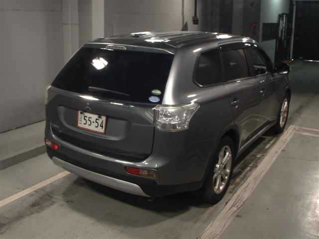 Mitsubishi OUTLANDER 2015 7606424-5