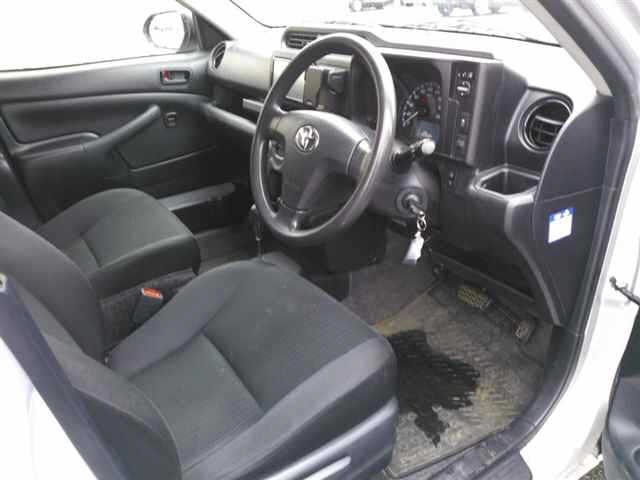 Toyota PROBOX VAN 2023 7614570-3