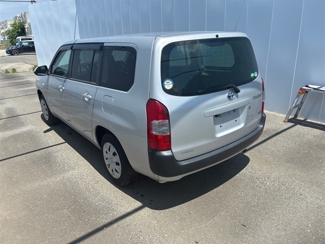 Toyota PROBOX VAN 2021 7614582-1