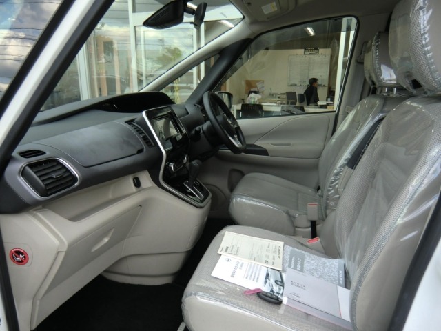 Nissan SERENA 2019 7597180-14