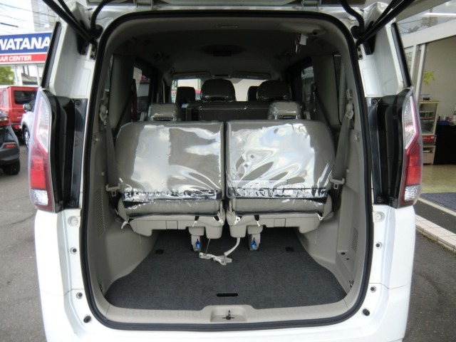 Nissan SERENA 2019 7597180-23