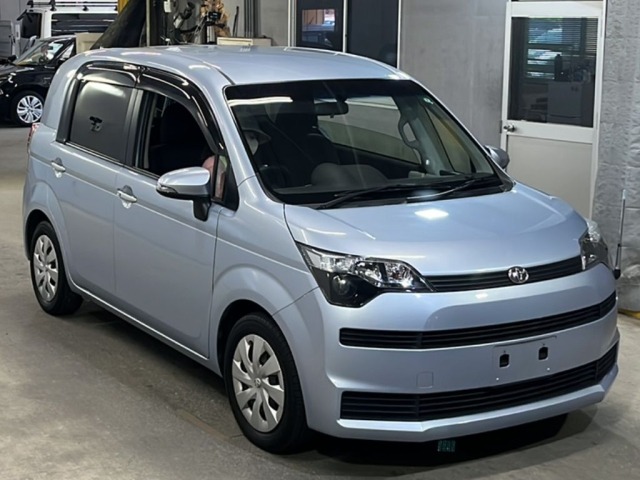 Toyota SPADE 2015 7595444-4