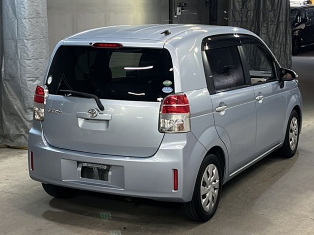 Toyota SPADE 2015 7595444-5