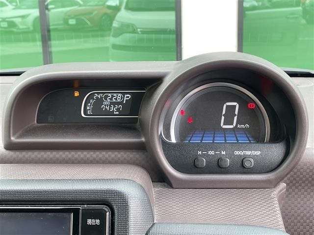 Toyota SPADE 2016 7595459-19