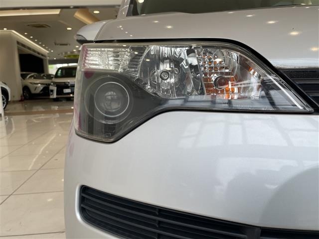 Toyota SPADE 2013 7595460-12