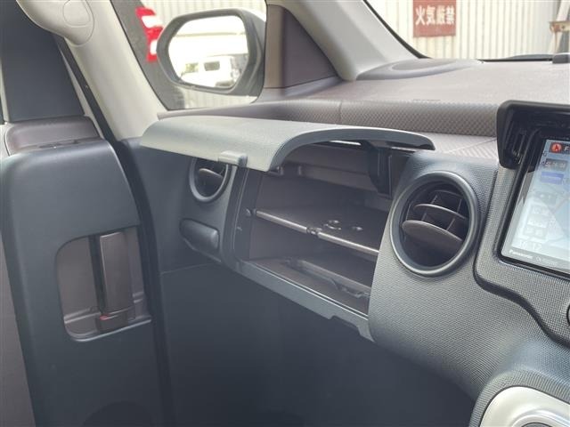 Toyota SPADE 2016 7595463-6