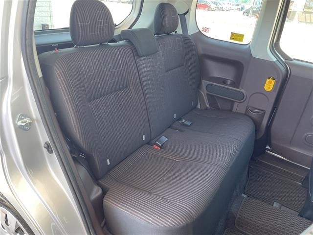 Toyota SPADE 2015 7595464-8