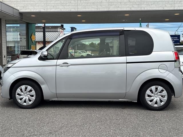 Toyota SPADE 2014 7595471-19