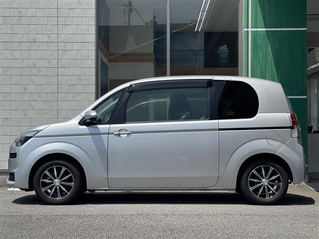 Toyota SPADE 2014 7595473-19
