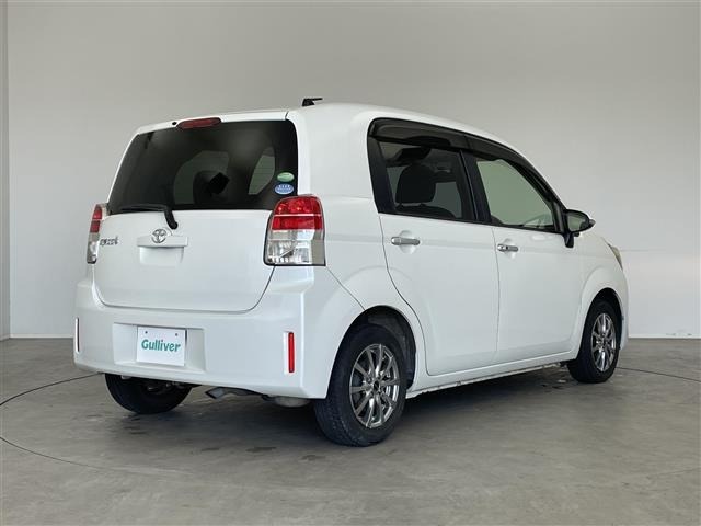 Toyota SPADE 2013 7595480-14