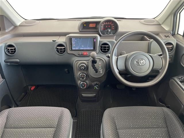 Toyota SPADE 2013 7595480-15