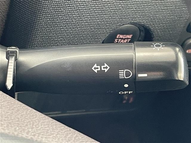 Toyota SPADE 2013 7595480-5