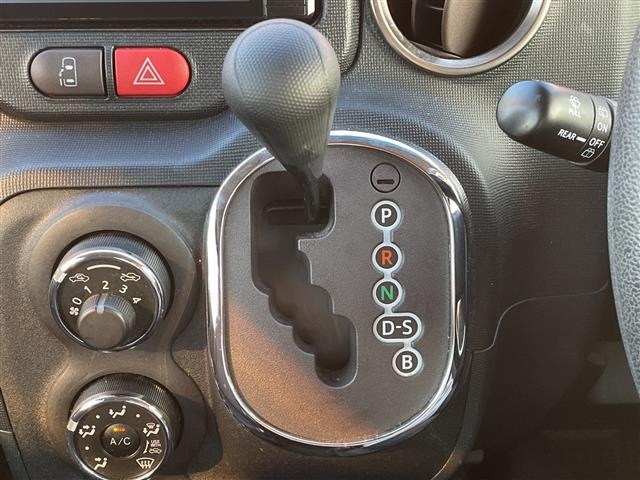 Toyota SPADE 2014 7595483-10