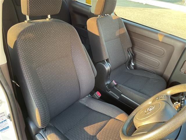 Toyota SPADE 2014 7595483-4
