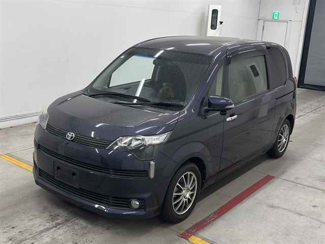 Toyota SPADE 2015 7595485-4