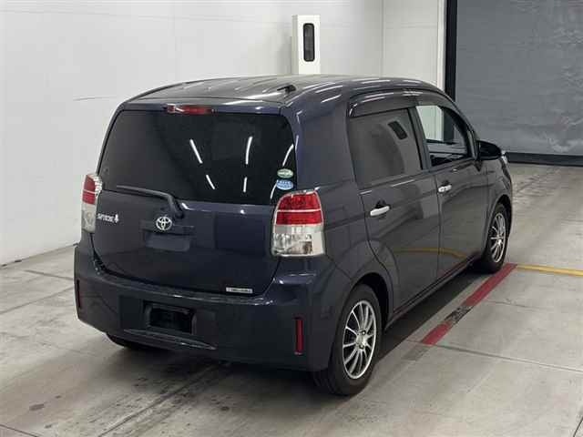 Toyota SPADE 2015 7595485-5
