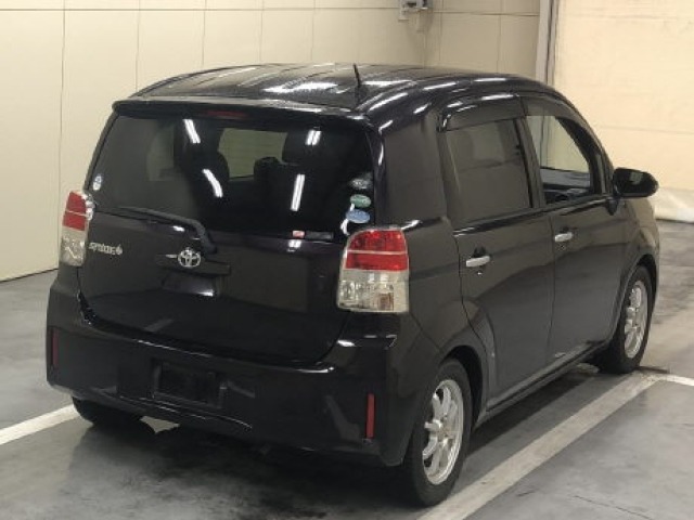 Toyota SPADE 2015 7595486-3