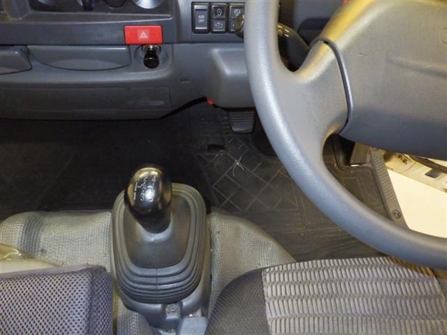 Mazda TITAN 2015 7616098-7