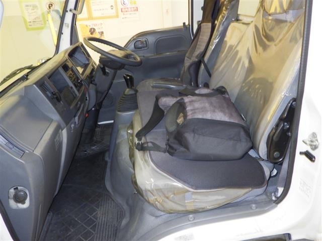 Mazda TITAN 2015 7616098-8