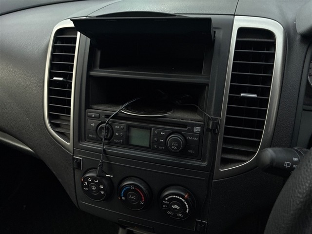 Nissan Wingroad 2011 7611838-4