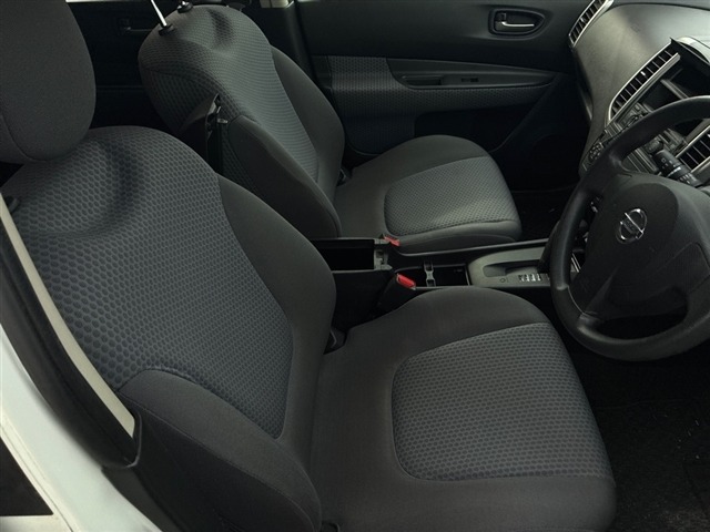 Nissan Wingroad 2011 7611838-5