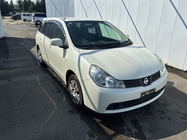 Nissan Wingroad 2017 7611839-0
