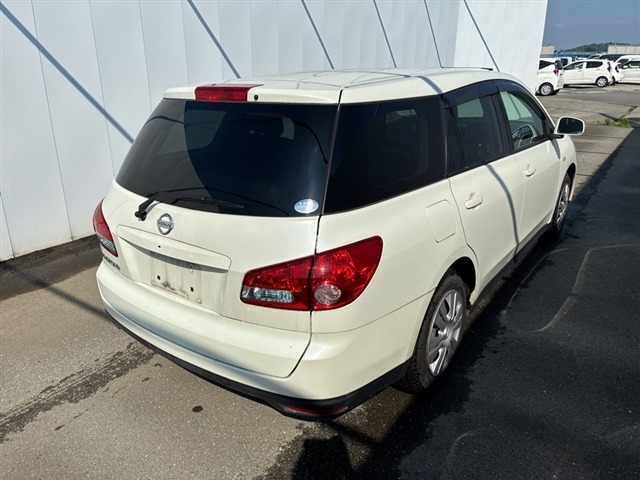 Nissan Wingroad 2017 7611839-8