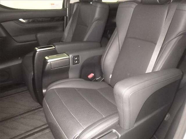 Toyota ALPHARD 2020 7642630-7