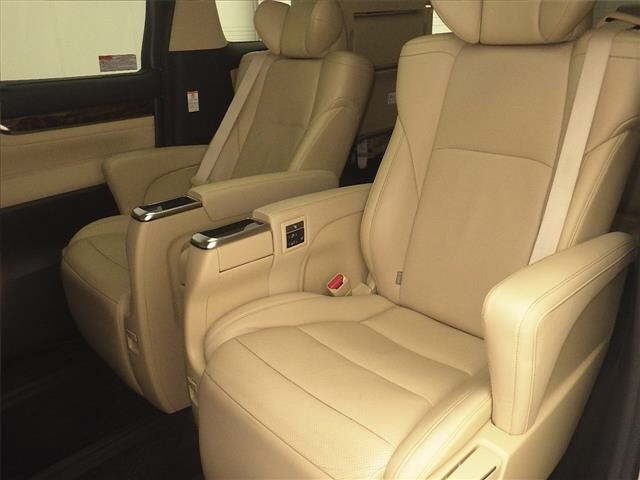 Toyota ALPHARD 2018 7642775-7