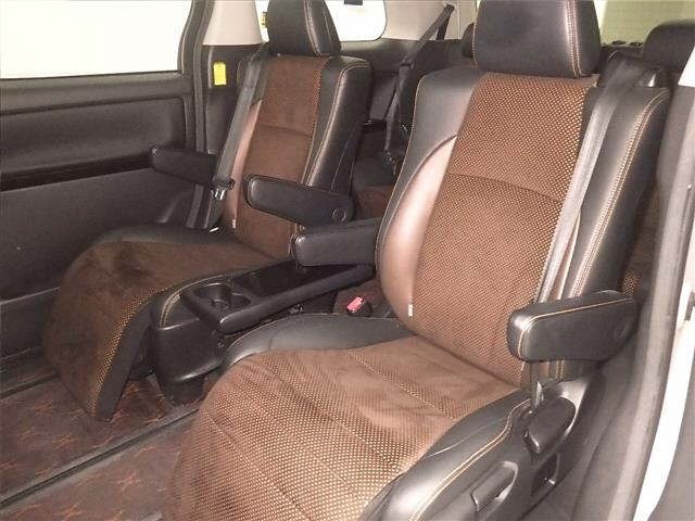 Toyota ALPHARD 2014 7642812-7