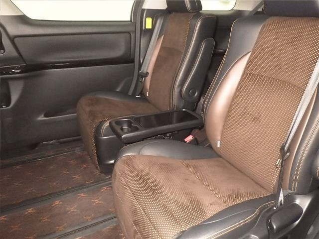 Toyota ALPHARD 2014 7642840-7