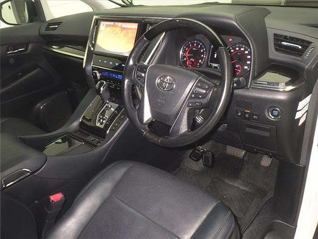 Toyota ALPHARD 2018 7642841-3