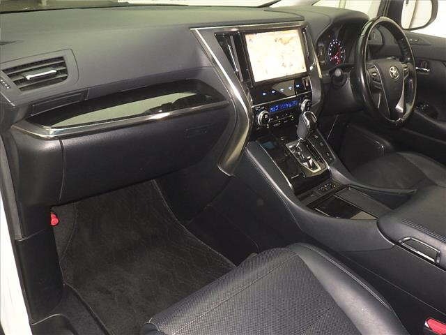 Toyota ALPHARD 2018 7642841-4