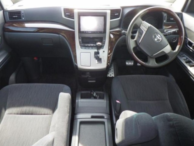 Toyota ALPHARD 2011 7642946-3