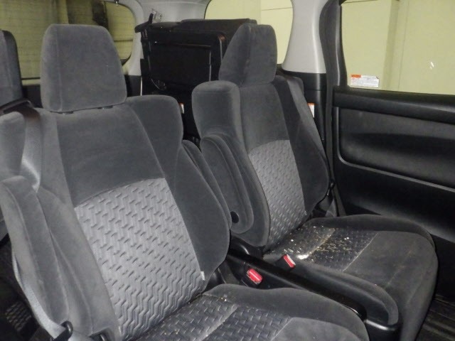 Toyota ALPHARD 2017 7643247-8