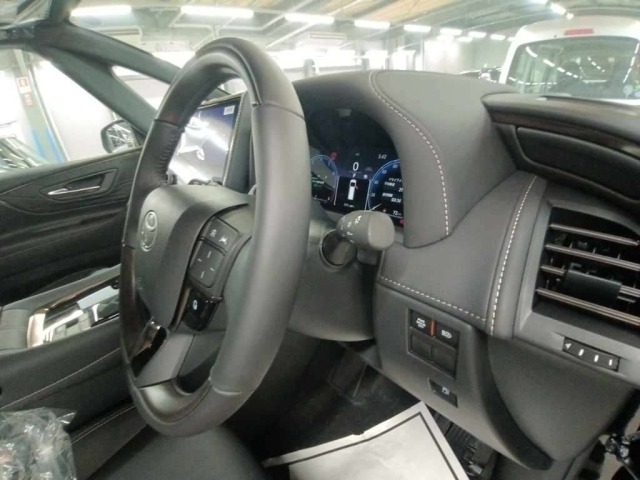 Toyota ALPHARD 2026 7643259-9