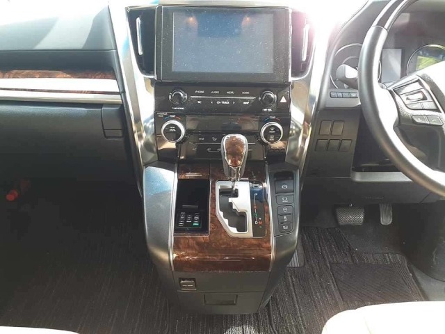 Toyota ALPHARD 2021 7643276-9